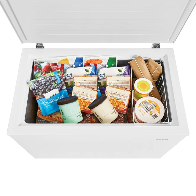 Frigidaire Horizontal Freezer With Manual Defrost - 7.2-cu Ft - White 5 Frigidaire Horizontal Freezer With Manual Defrost - 7.2-cu Ft - White - Image 5