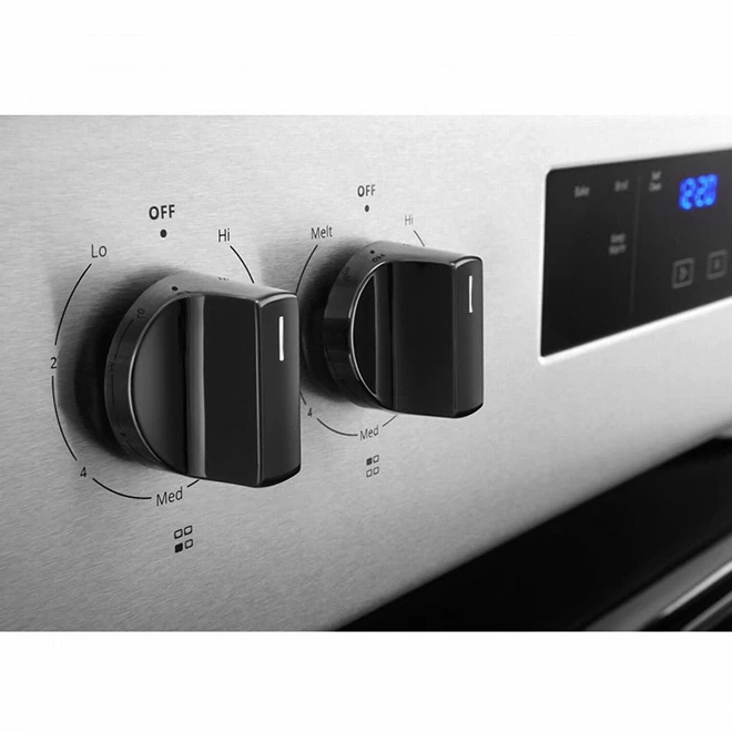 Whirlpool Freestanding Electric Oven - Stainless Steel/Black - 4-Coil Burners - 30-in X 4.8-cu Ft Capacity 5 Whirlpool Freestanding Electric Oven - Stainless Steel/Black - 4-Coil Burners - 30-in X 4.8-cu Ft Capacity - Image 5