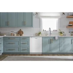 Whirlpool 24-in White Built-In Dishwasher Wiht Quick Cycle - 57-dBA