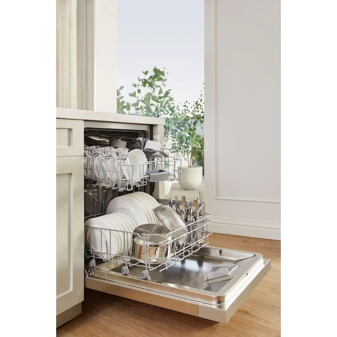 Bosch 100+ Series White 24-In Smart Built-In Dishwasher With Home Connect 2 Bosch 100+ Series White 24-In Smart Built-In Dishwasher With Home Connect - Image 2