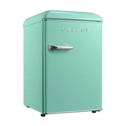 Galanz 2.5-cu Ft Freestanding Mini Fridge With Freezer Compartment - Green
